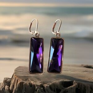 Handcrafted earrings with Austrian baguette crystal